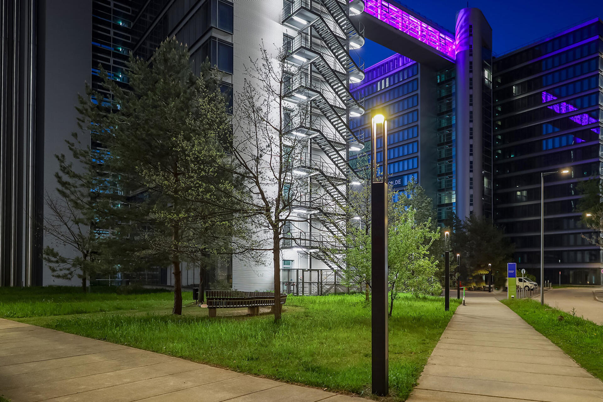 Off-grid solar lighting provides a cost-effective and non-invasive solution for ten Towers, Munich